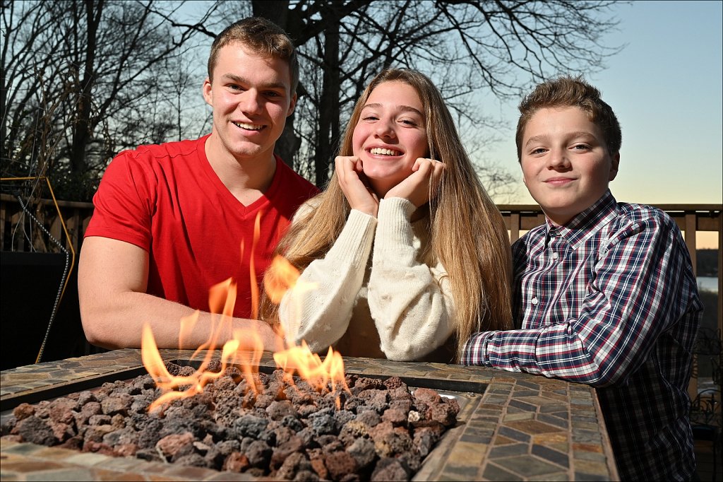 A Family Christmas Photo