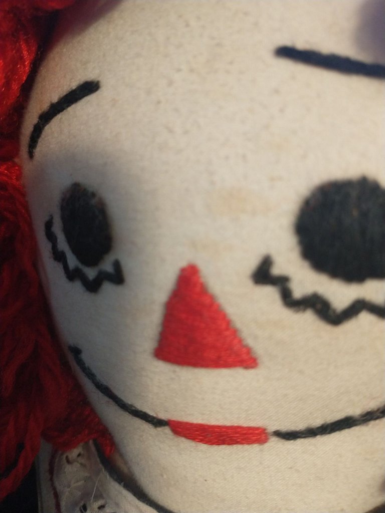 "An Extreme Close Up" Card 5